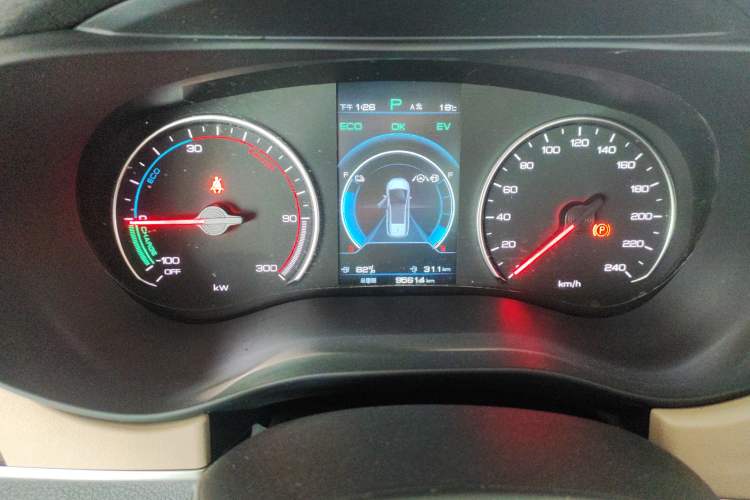 Used BYD Song MAX New Energy 2022 DM-i 105KM Flagship Model
