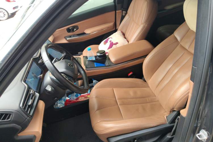 Used Nio ES8 2020 415 KM Signature Edition 7-Seater Version Left Front Seat