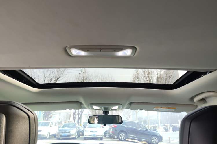 Used Changan UNI-V iDD 2023 Zhidian iDD 1.5T 113km Smart & Fun Version (Rapid Edition)