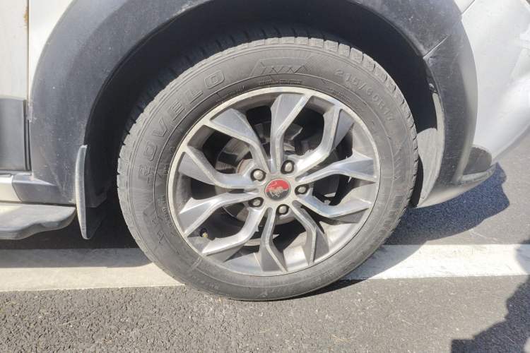 Used FORTHING Joyear X5 2015 1.6L Manual Luxury Model Right Front Wheel Hub