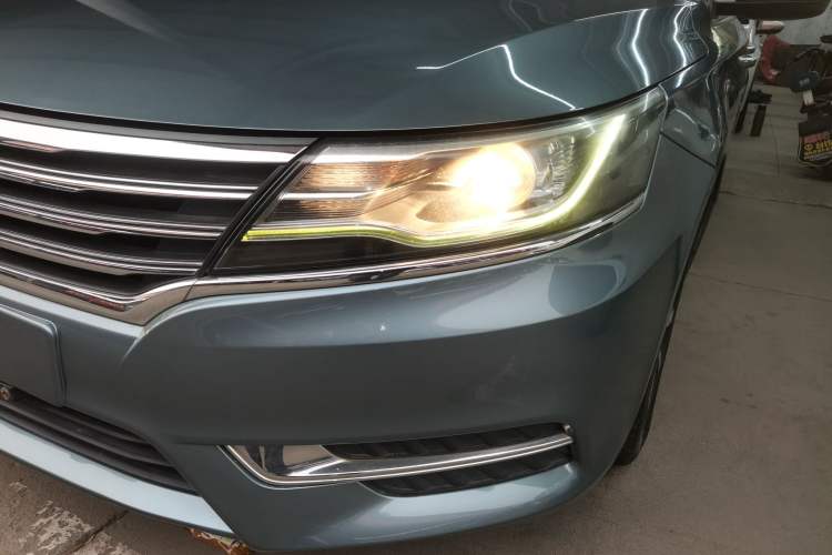 Used Roewe i6 2018 20T Automatic Internet Smart Edition Left Front Headlight