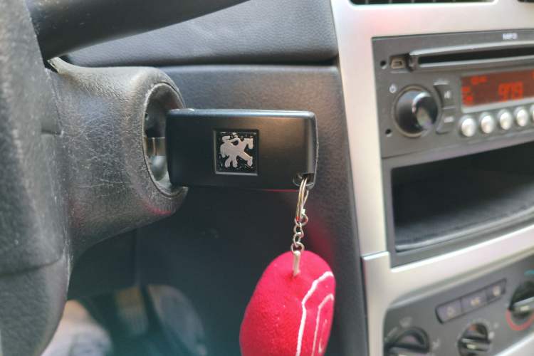 Used Peugeot 307 2010 Sedan 1.6L Manual Comfort Edition