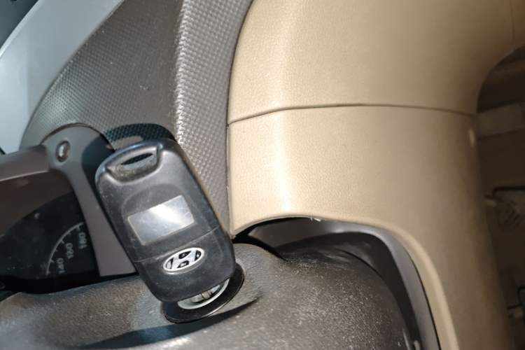 Used Hyundai Verna (older generation) 2010 Sedan 1.4L Manual Comfort GS