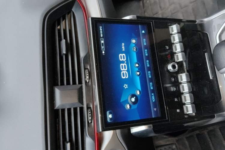 Used Haval H4 2019 1.5 GDIT DCT Elite Smart Connect Version China V Standard Audio And AC Panel