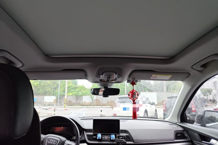 Used Audi Q5L 2020 45 TFSI Prestige Fashion Model Headliner