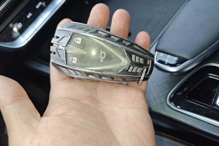 Used Changan UNI-T 2022 1.5T Prestige Version
