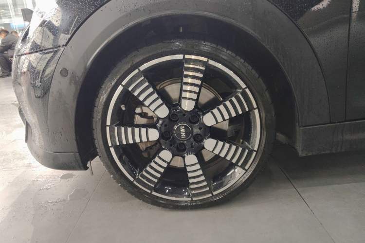 Used MINI 2023 Second Facelift 2.0T COOPER S CABRIO Artist
