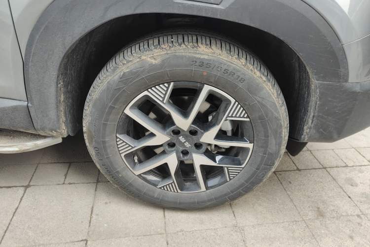 Used BAIC Off-Road BJ30 2024 1.5T Light Wilderness Pro Edition Right Front Wheel Hub