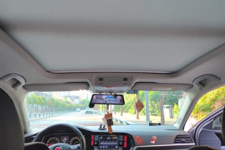 Used Volkswagen Sagitar 2019 200TSI DSG Comfort Version China VI Standard
