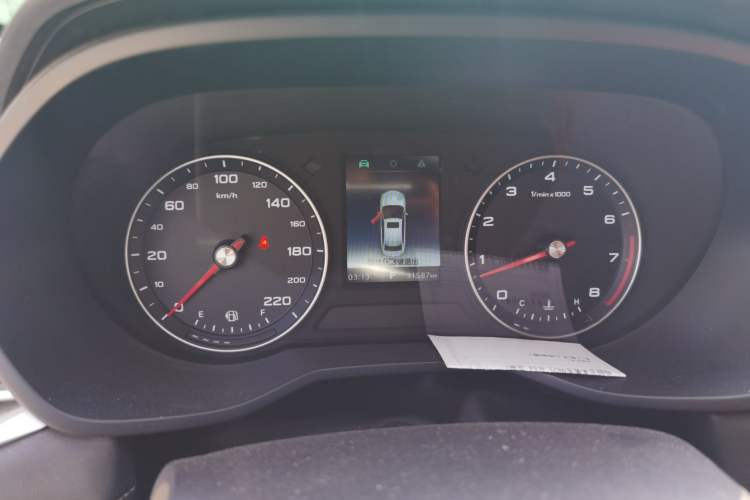 Used Roewe i5 2019 1.5L Automatic 4G Connected Langyue Edition Instrument Cluster