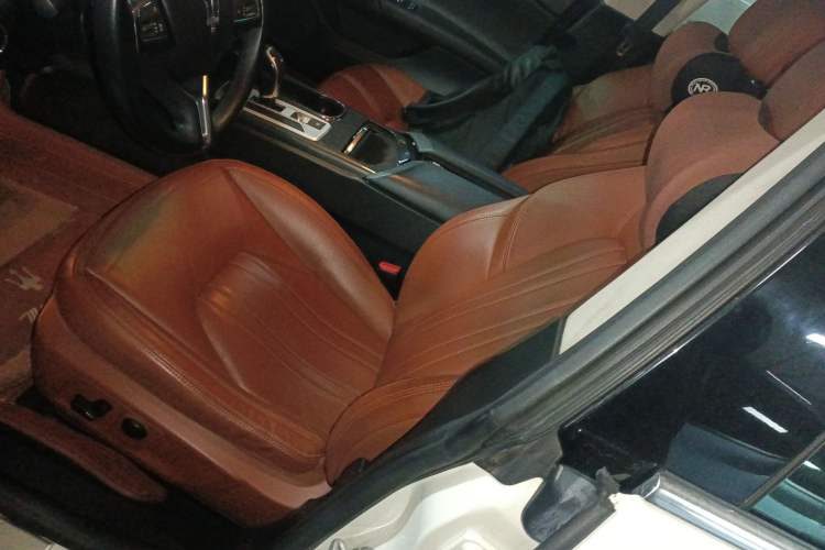 Used Maserati Ghibli 2014 3.0T Standard Edition Left Front Seat