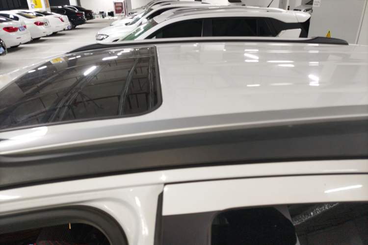 Used Buick Encore 2015 1.4T Automatic Two-Wheel Drive Urban Elite Version
