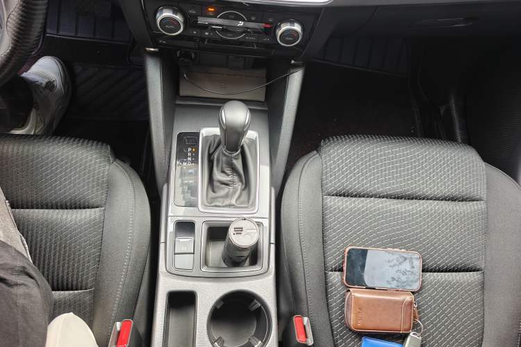 Used Mazda CX-5 2015 2.0L Automatic Two-Wheel Drive Urban Version