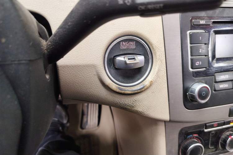 Used Volkswagen Magotan 2012 Revised 1.4 TSI Comfort Version Vehicle Key