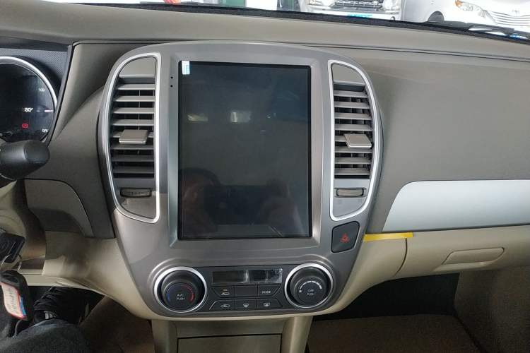 Used Dongfeng Junfeng E11K 2021 60.43 kWh Battery-Swap Version