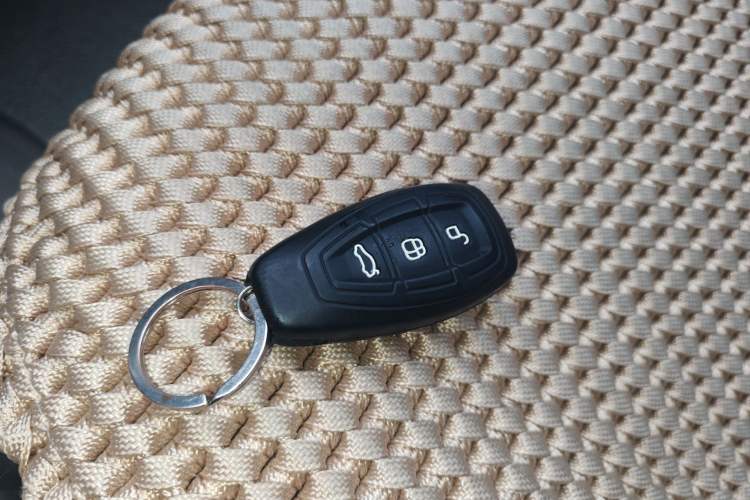 Used Ford Kuga 2013 2.0L GTDi Four-Wheel Drive Premium Model Vehicle Key
