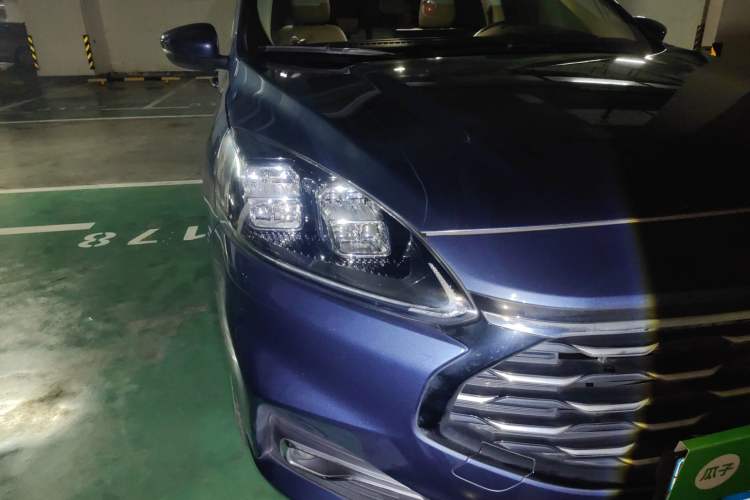 Used Ford Escape 2020 EcoBoost 245 Four-Wheel Drive Titanium Edition