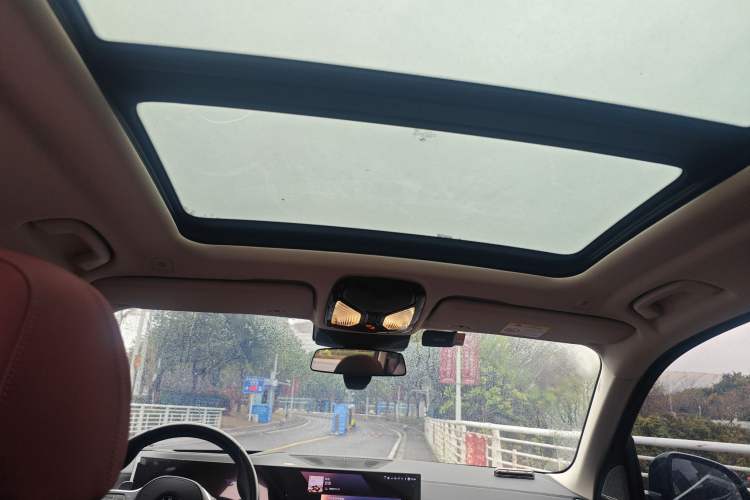 Used BMW X5 2023 xDrive 30Li Luxury M Sport Night Edition Package
