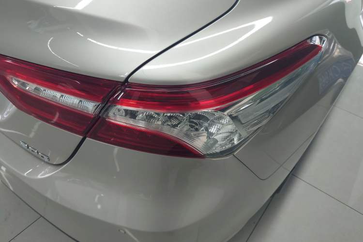 Used Toyota Camry 2019 Revised Version 2.0G Luxury Edition
