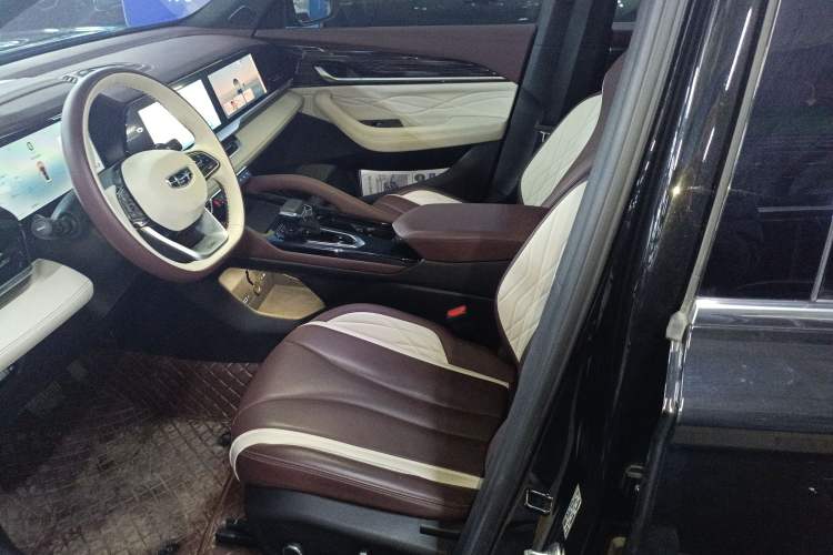 Used Geely Auto Monjaro L 2024 2.0TD High-Power Automatic Two-Wheel Drive Yunqi Version