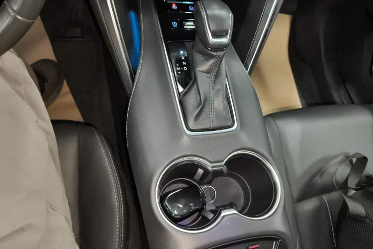 Used Toyota Harrier 2022 2.0L CVT Two-Wheel Drive Deluxe Edition