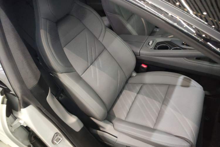 Used Zeekr 001 2024 WE Edition 100 kWh Rear-Drive
