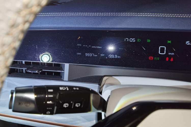 Used NETA L 2024 Pure Electric 510 Flash-Charge Red Edition