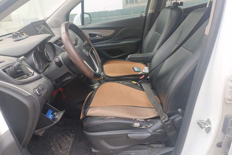 Used Buick Encore 2014 1.4T Automatic Two-Wheel Drive Urban Elite Model Left Front Seat