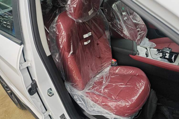 Used JETOUR X70 2024 1.5T DCT Enjoyment Edition 5 Seats