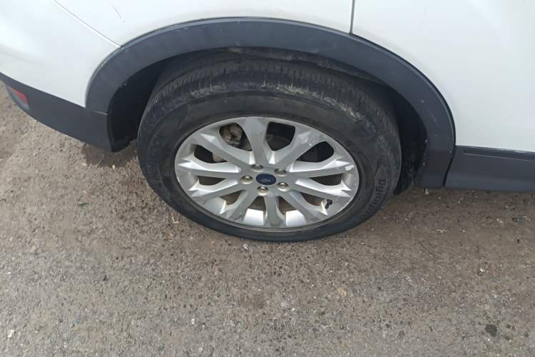 Used Ford Kuga 2015 1.5L GTDi Two-Wheel Drive Fashion Edition
