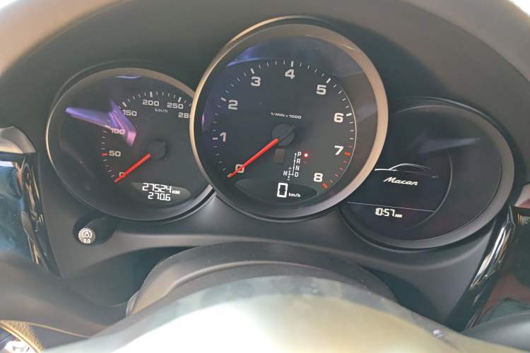 Used Porsche Macan 2021 Macan 2.0T