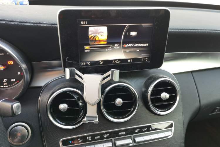 Used Mercedes-Benz C-Class 2017 Facelift C 200 L Sport Edition Audio And AC Panel