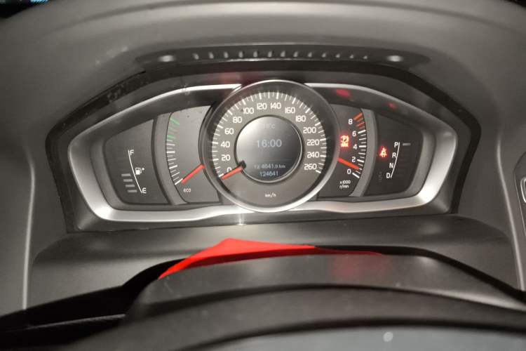 Used Volvo XC60 2017 T5 AWD Smart Upgrade Edition
