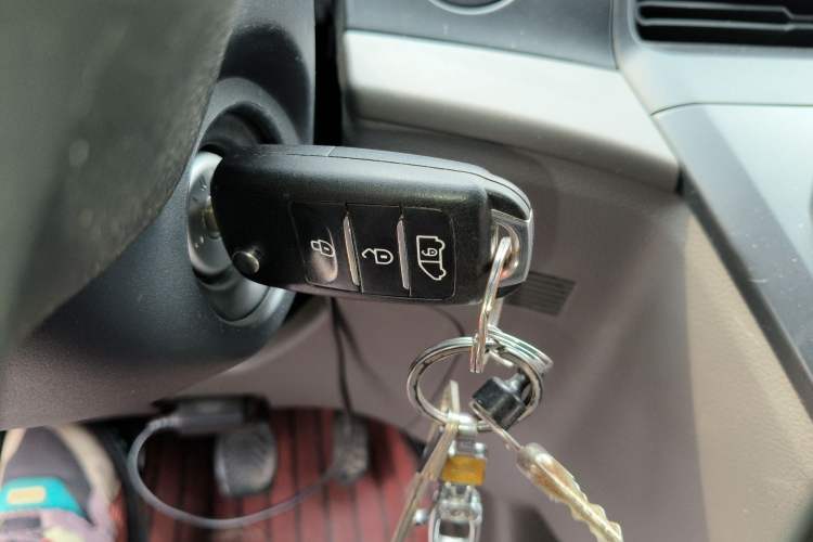 Used Ford Transit 2023 2.0T Gasoline Manual Multifunction Commercial Vehicle Short Wheelbase Low Roof 5/6 Seats