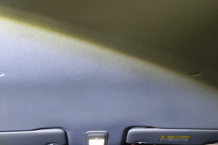 Used Wuling Bingo PLUS 2024 330 km Range Five-Seater Version