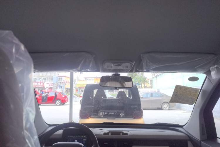 Used Chery QQ Ice Cream 2024 Edition Youth Version 205km Sundae Headliner