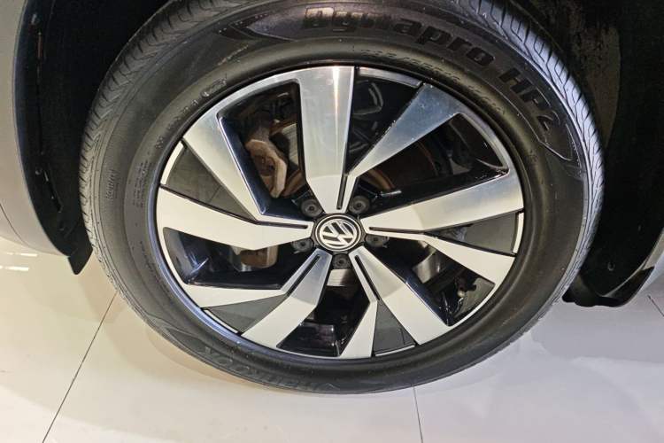 Used Volkswagen Tayron 2019 330TSI Two-Wheel Drive Luxury Model China VI Standard