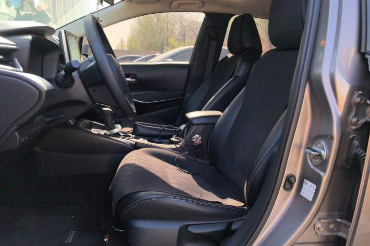 Used Toyota Corolla 2021 Dual-Motor 1.8L E-CVT Elite Edition