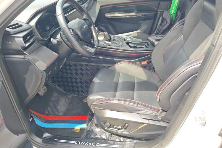 Used Lynk & Co 05 2020 2.0TD Four-Wheel Drive HypeHalo