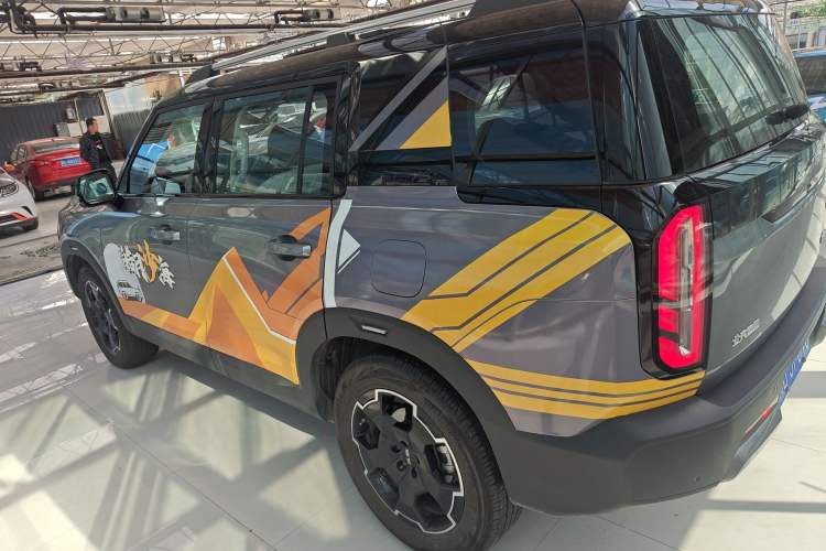 Used BAIC Off-Road BJ30 2024 1.5T Magic Electric Drive Advanced Version
