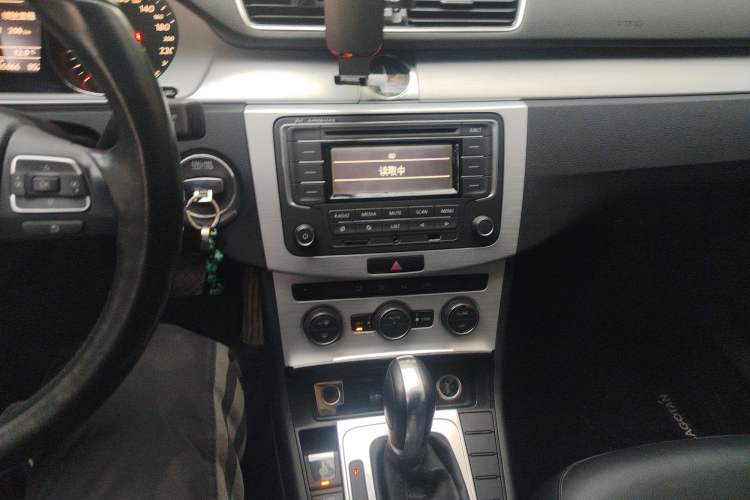 Used Volkswagen Magotan 2015 1.8TSI Advanced Model