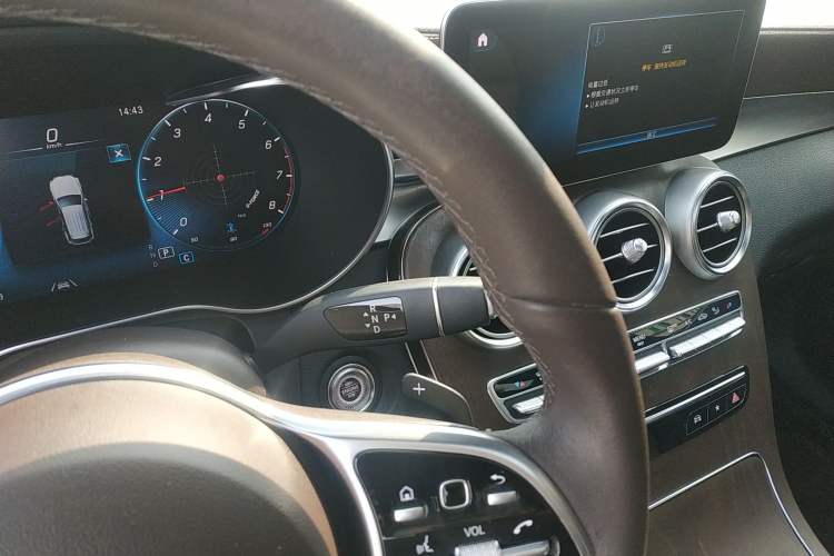 Used Mercedes-Benz GLC 2020 Facelift GLC 300 L 4MATIC Dynamic Edition