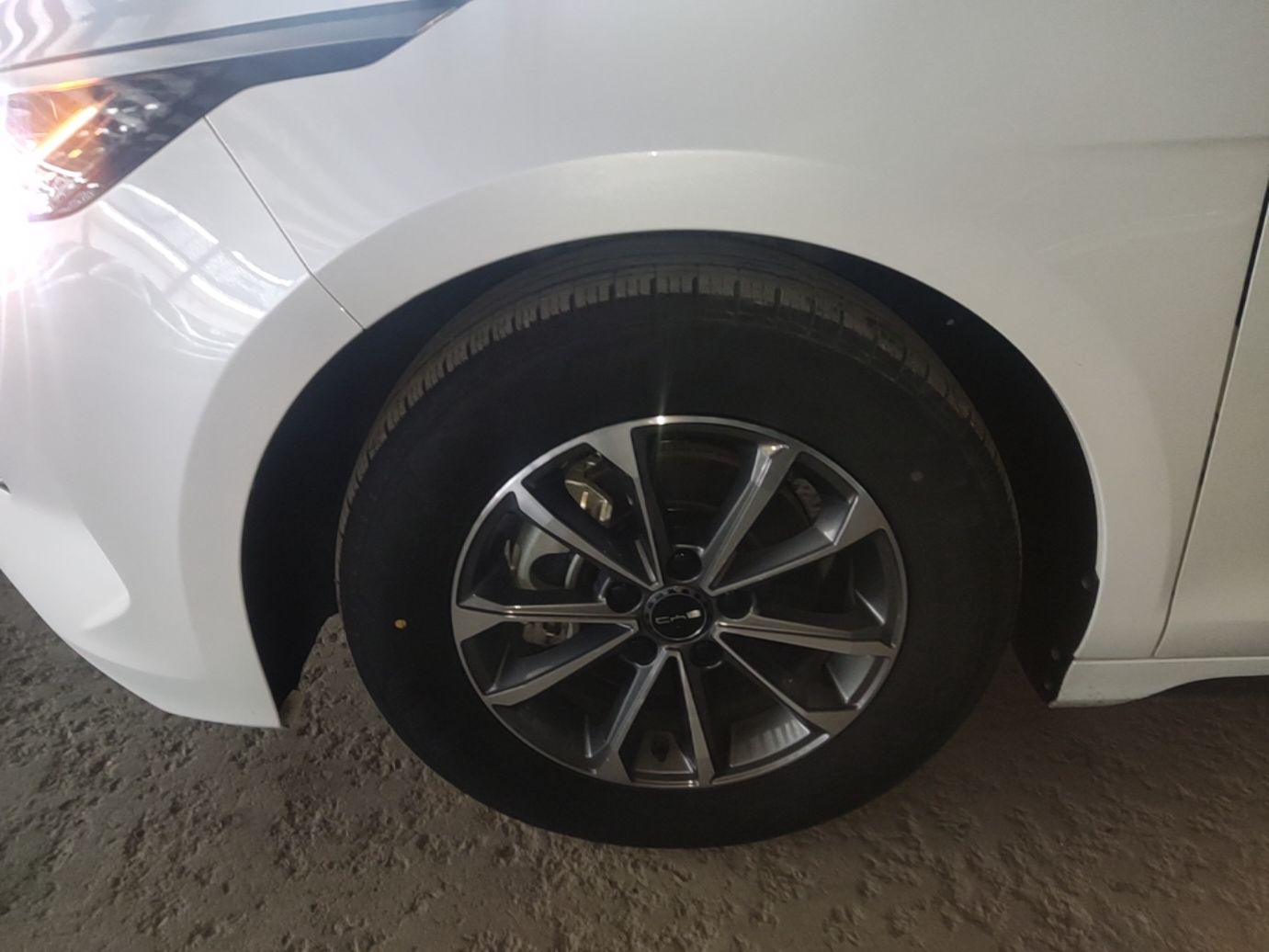 BYD Destroyer 05 2024 HONOR Edition DM-i 55KM Luxury Model — снимка 10
