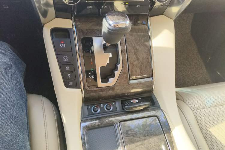Used Toyota Alphard 2020 Dual-Engine 2.5L Prestige Edition Gear Lever