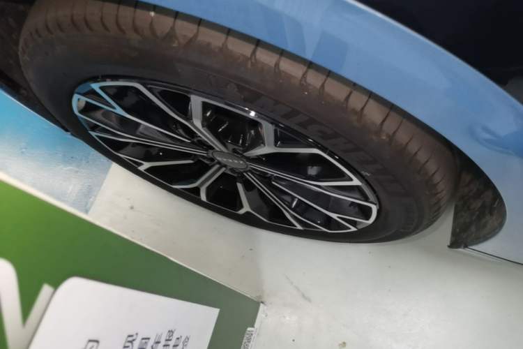 Used Zeekr 007GT 2025 Four-Wheel Drive Intelligent Driving Version 75 kWh
