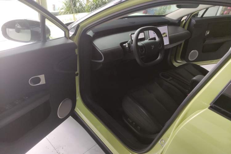 Used firefly 2025 Illuminated Edition
