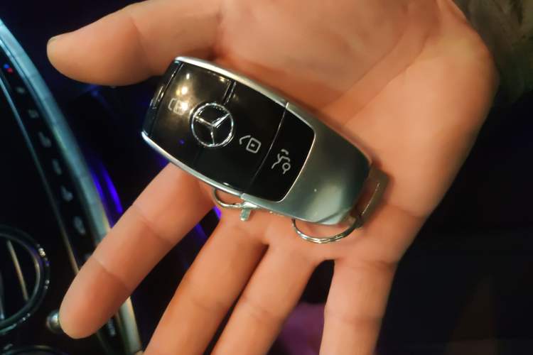 Used Mercedes-Benz S-Class 2018 S 320 L
