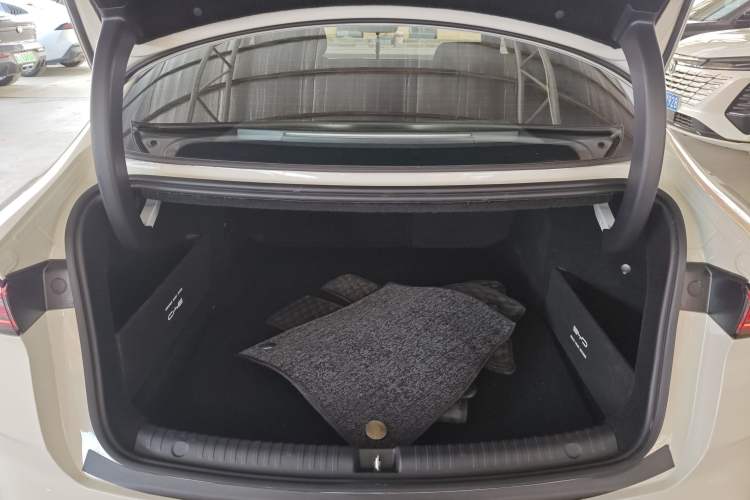 Used BYD Seal 06 New Energy 2026 DM-i Ultra-Enjoyment 128KM Smart Enjoyment Model