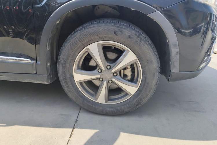 Used Haval H6 2015 Sport Edition 1.5T Manual Two-Wheel Drive Elite Model Right Front Wheel Hub
