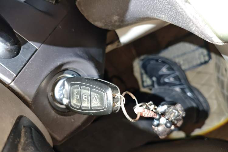 Used Ford Focus 2012 Sedan 1.6L Manual Comfort Model
